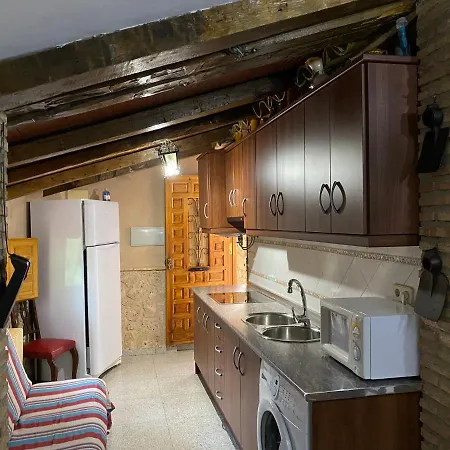 Maison d'hôtes La Toba à Burunchel Extérieur photo