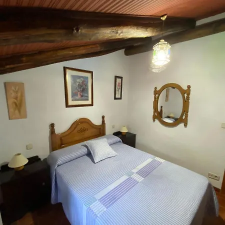 Maison d'hôtes La Toba à Burunchel Extérieur photo